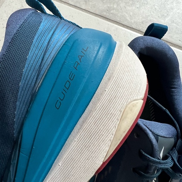 Men’s Altra Paradigm 5 Size 12 - Picture 10 of 10